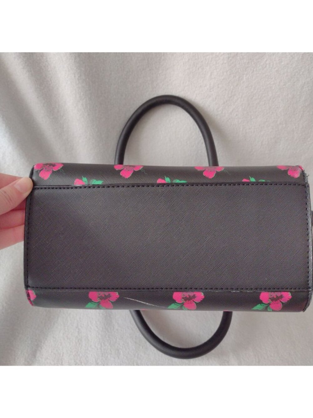 Betsey Johnson Floral Black & Pink Handbag Medium Size Boxy Pruse - Picture 8 of 11